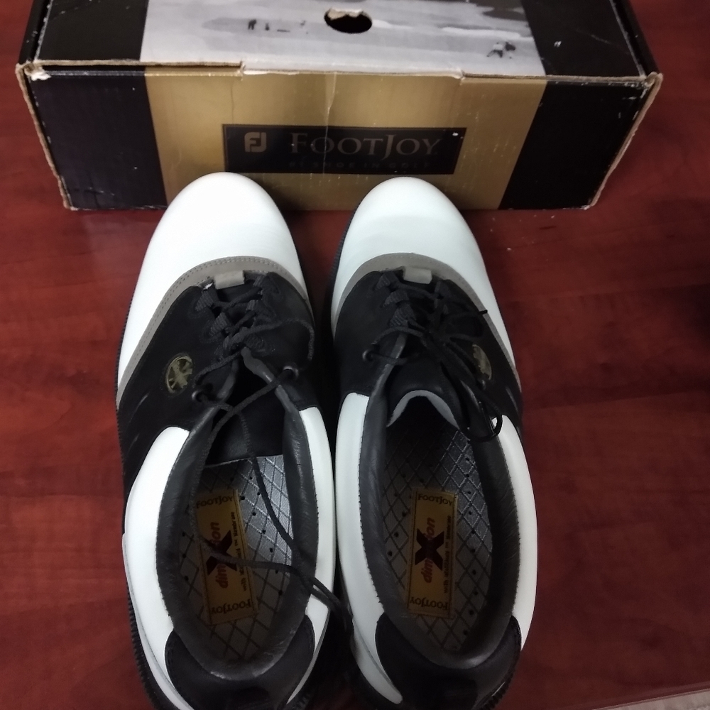 Footjoy golf shoes